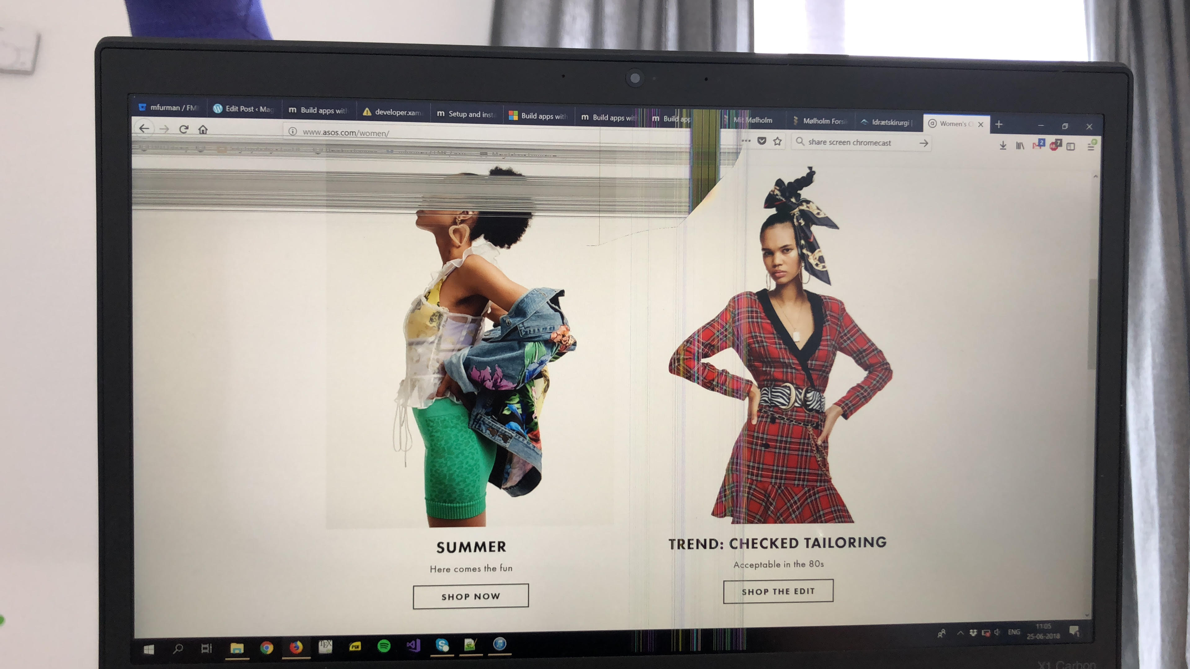 Broken laptop screen